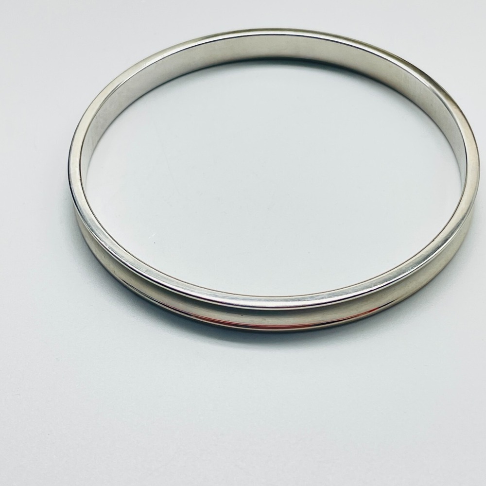 Monet Silver Tone Bangle Bracelets Lot of 2 Thin Stackable Signed Vintage - Picture 3 of 14